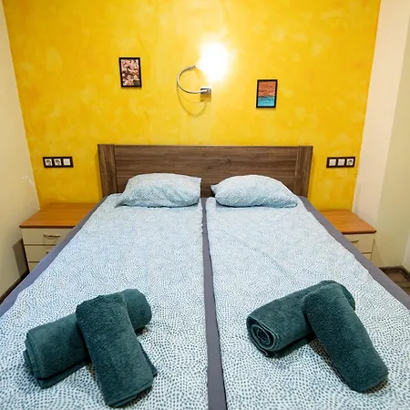 Comfort & Cozy In Center 아파트